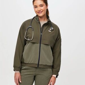 Figs Women's Heather Olive Sydney Modern Cargo Scrub Jacket